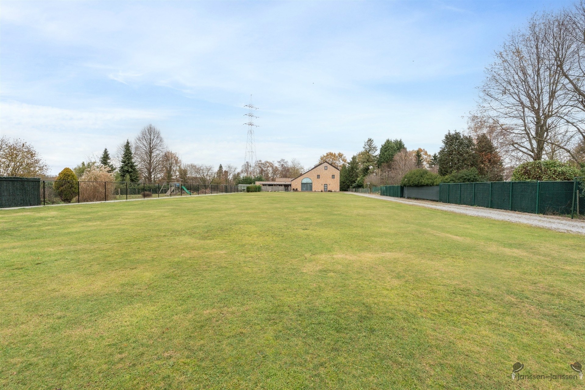 Uitzonderlijke villa met duplex-appartement op ca. 70 are met ontwikkelingspotentieel te Kuringen (Hasselt) - foto 2