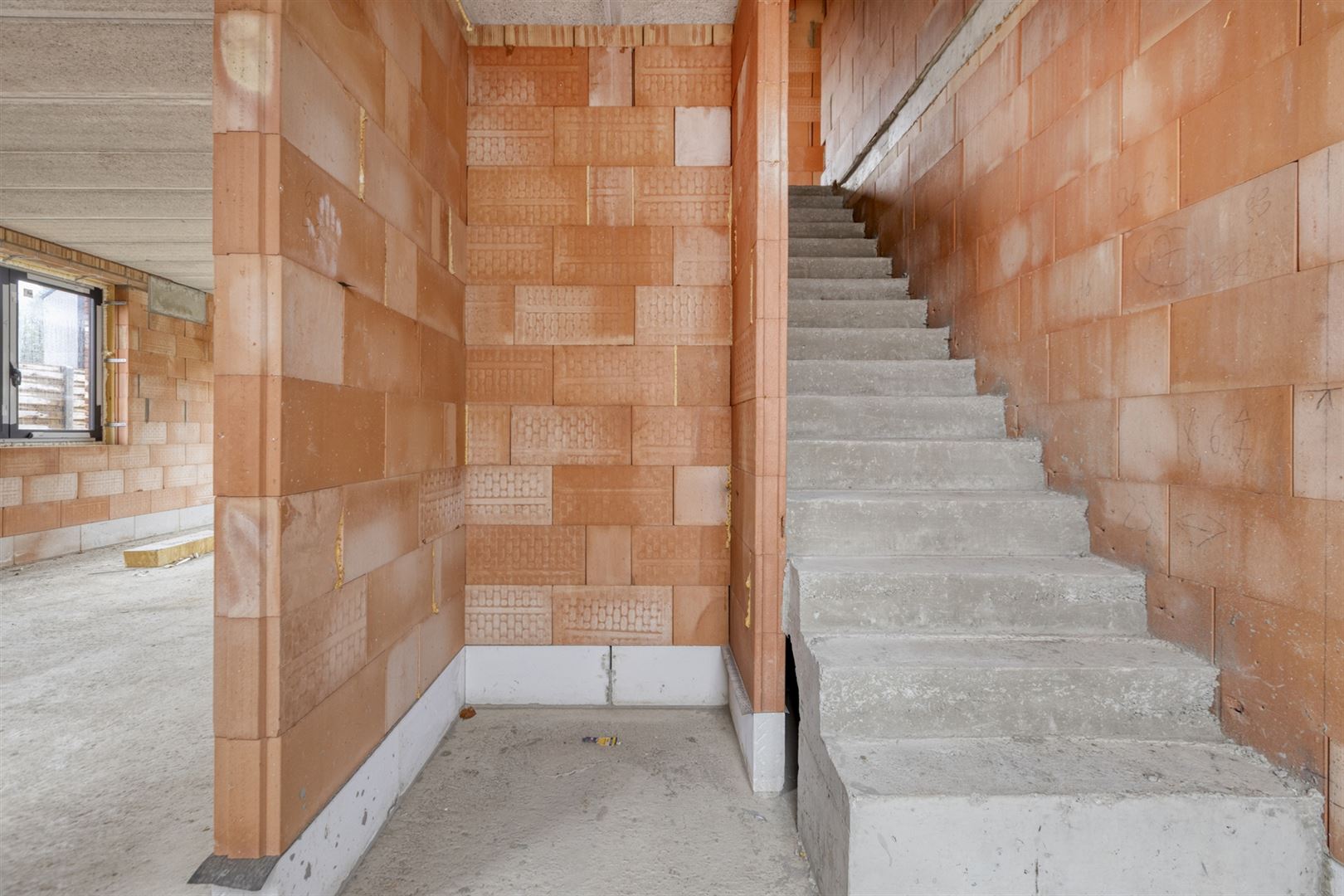 TE KOOP: Halfopen CASCO-nieuwbouwwoning met 4 slaapkamers! - foto 2