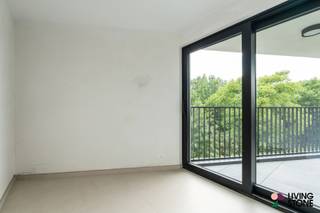 <p><strong>6% BTW mogelijk – energiezuinig wonen op toplocatie!</strong></p><p>Ben je op zoek naar een stijlvolle, energiezuinige woonst op een centrale locatie?<br />Kom dan op 27 juni de sfeer opsnuiven tijdens de opendeurdag van <strong>Residentie Crown Park</strong> in Zaventem!</p><p>Deze exclusieve nieuwbouwresidentie bestaat uit <strong>slechts 6 lichtrijke appartementen</strong> met 1, 2 of 3 slaapkamers. Ontworpen met oog voor kwaliteit en tijdloze architectuur, waar natuurlijke materialen en strakke lijnen harmonieus samenkomen.</p><p>✨ <strong>Waarom kiezen voor Crown Park?</strong></p><ul><li><p>Energiezuinig wonen met <strong>E-peil ≤ 30</strong> en <strong>vloerverwarming</strong></p></li><li><p><strong>Ondergrondse parking</strong> & fietsenstalling (verplicht bij aan te kopen)</p></li><li><p><strong>Ruime terrassen</strong> en moderne indeling</p></li><li><p><strong>Centrale ligging</strong> met uitstekende verbinding naar Brussel</p></li><li><p>Openbaar vervoer, winkels en <strong>voorzieningen op wandelafstand</strong></p></li><li><p><strong>Instapklaar </strong>en aankoop mogelijk aan <strong>slechts 6% BTW!<br /><br /></strong></p></li></ul><p><strong>Mis deze kans niet – schrijf je nu in voor de opendeurdag op zaterdag 27 juni!</strong><br />We verwelkomen je graag ter plaatse om vrijblijvend te bezichtigen en alle info te geven over dit unieke woonproject.<br /><br />Inschrijven of een vraag? Dit kan eenvoudig via 0485 62 36 78 of via nieuwbouw@living-stone.be</p>