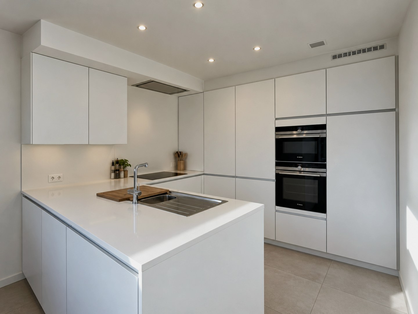 VOLLEDIG GERENOVEERD EN ENERGIEZUINIG APPARTEMENT MET TERRAS EN AUTOSTAANPLAATS! - foto 4