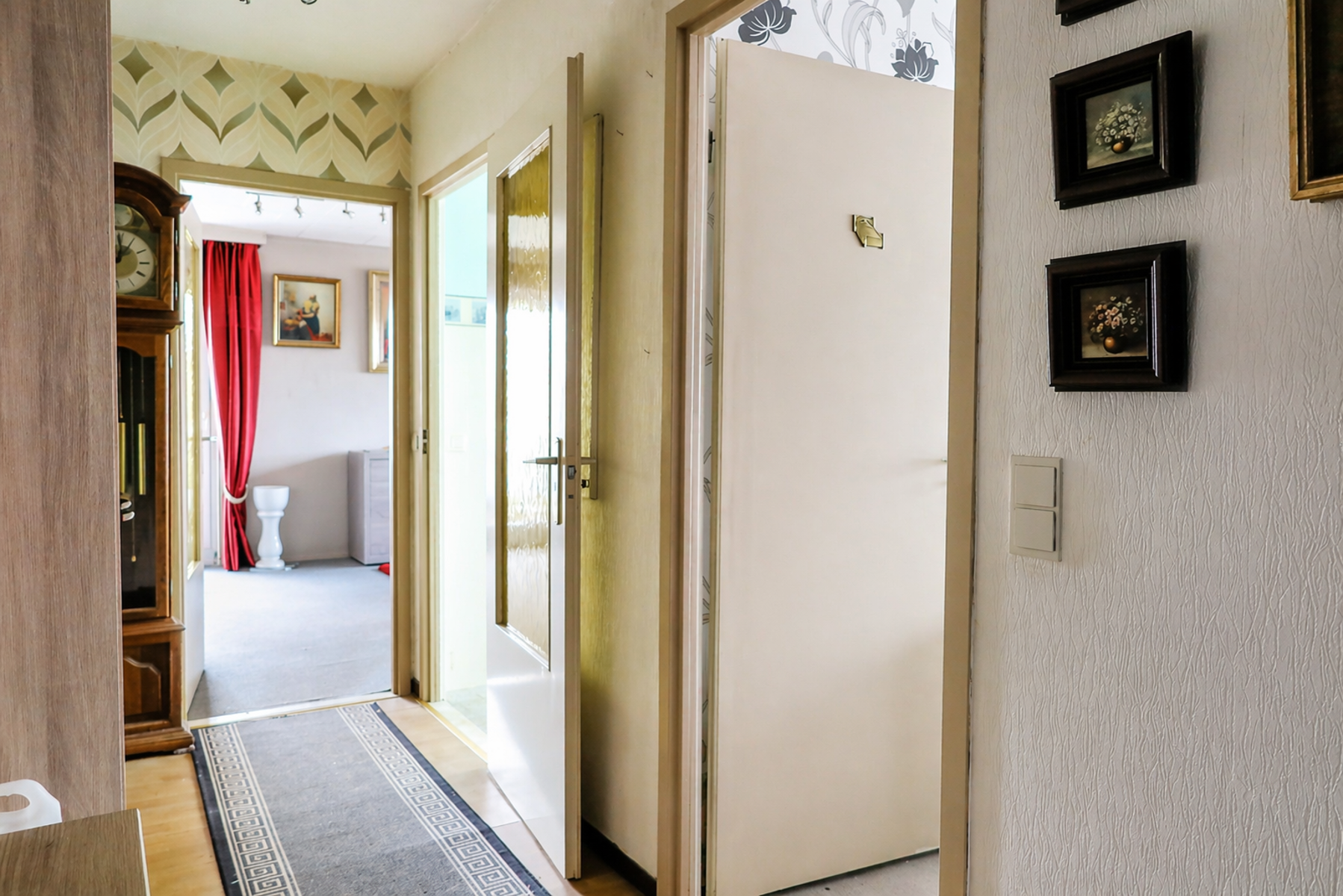 1slpk appartement met kelderberging EN garage - foto 2