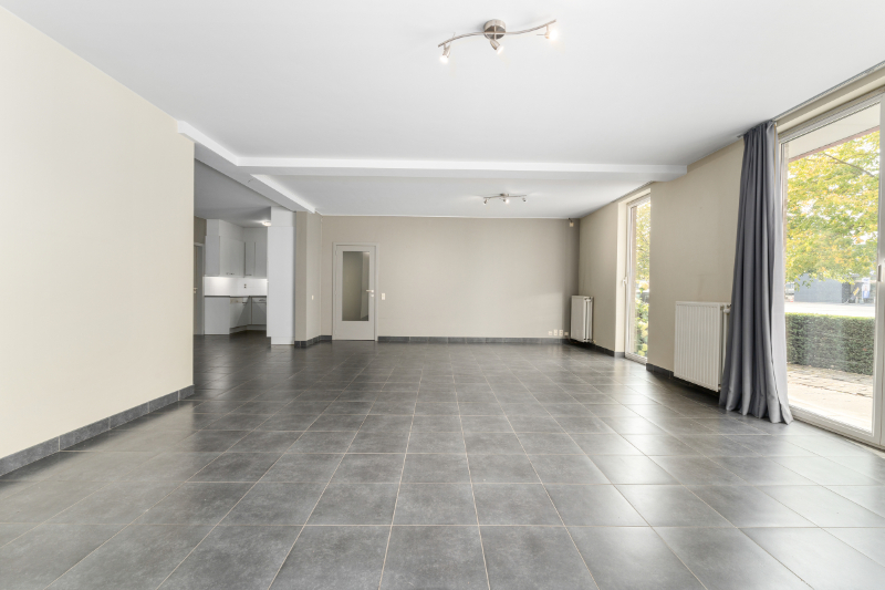 Héél ruim appartement met garage - foto 4