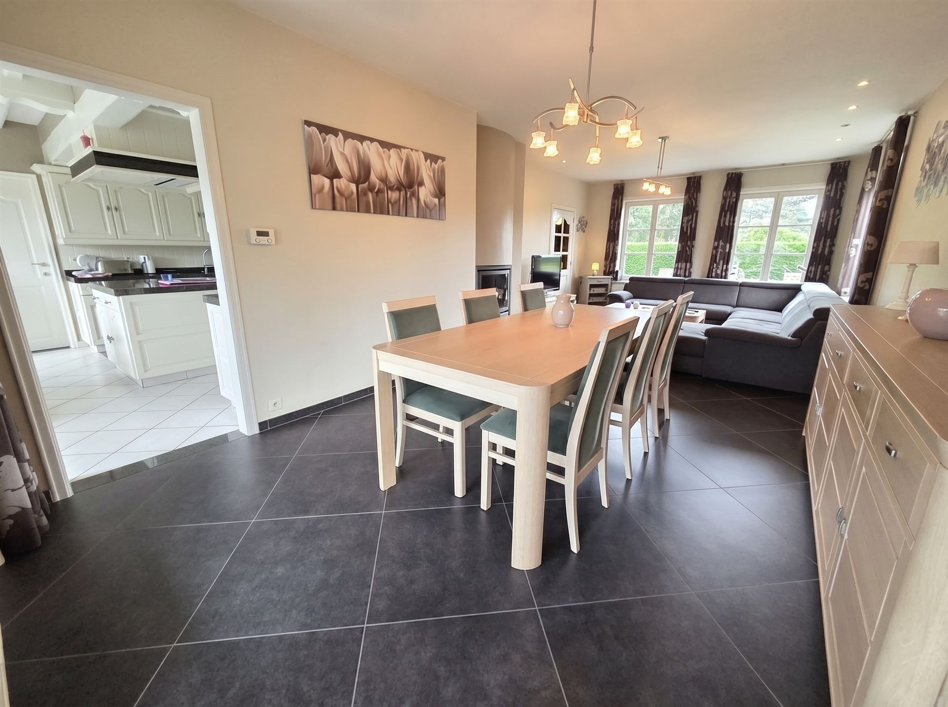 Stijlvolle woning met 4 slks op een perceel van 897m² - foto 5