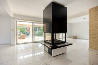 Dans la rue résidentielle Edelweisslaan à Tervuren, découvrez cette spacieuse maison (1998) sur un terrain de 9a52 avec 322 m² habitables...