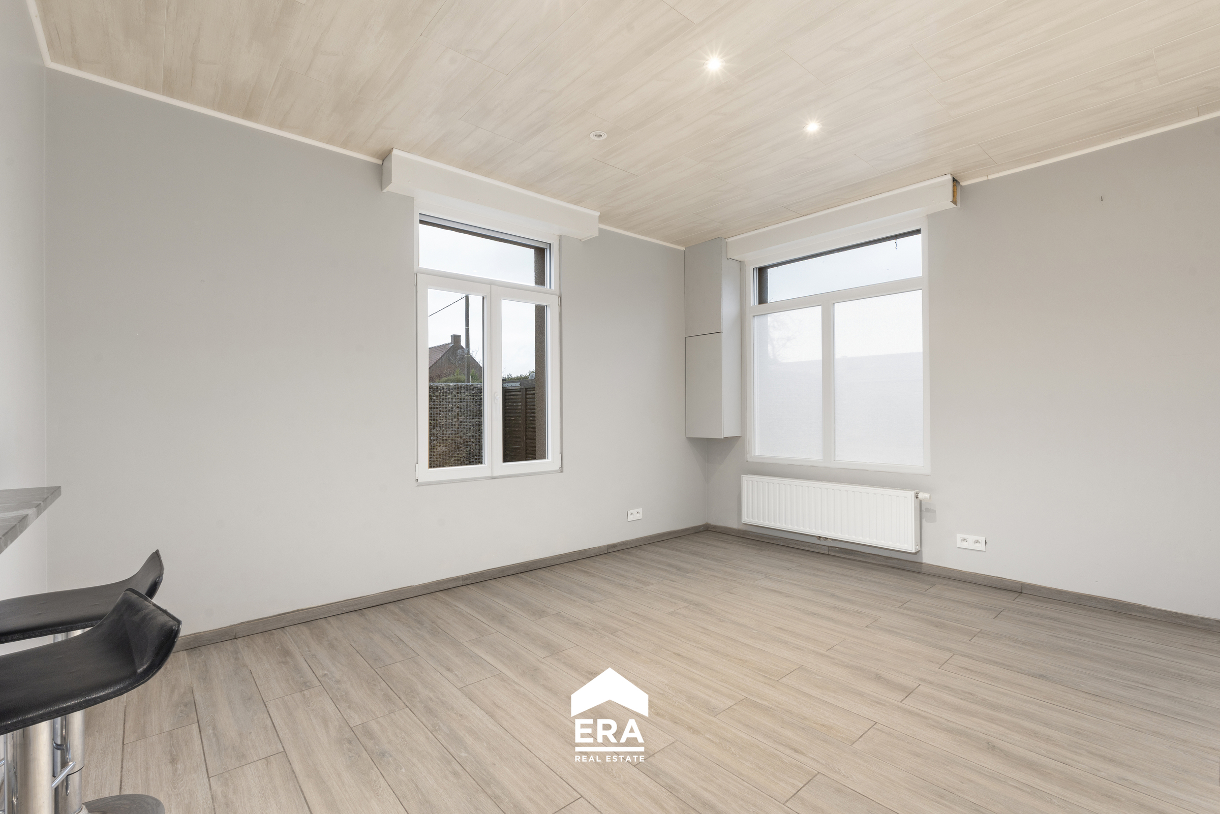 Volledig gerenoveerde woning, 3 slaapkamers+carport (862 m2) - foto 5