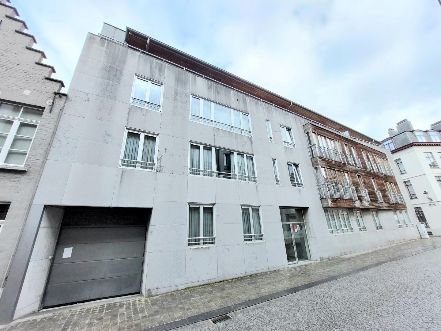 Garage à louer à Bruges - photo 1