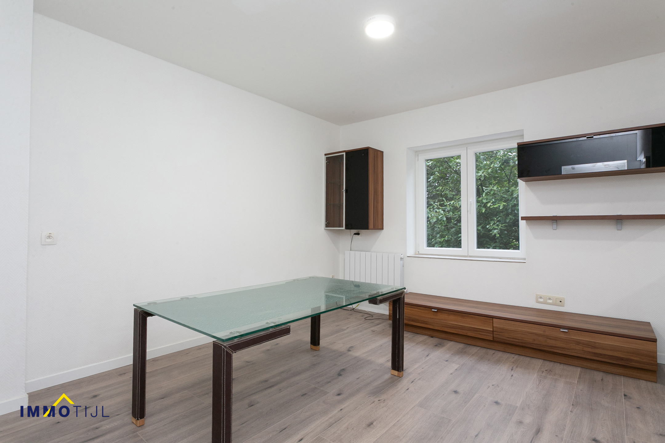 Woonst met 4 slaapkamers en 2 badkamers. - foto 4