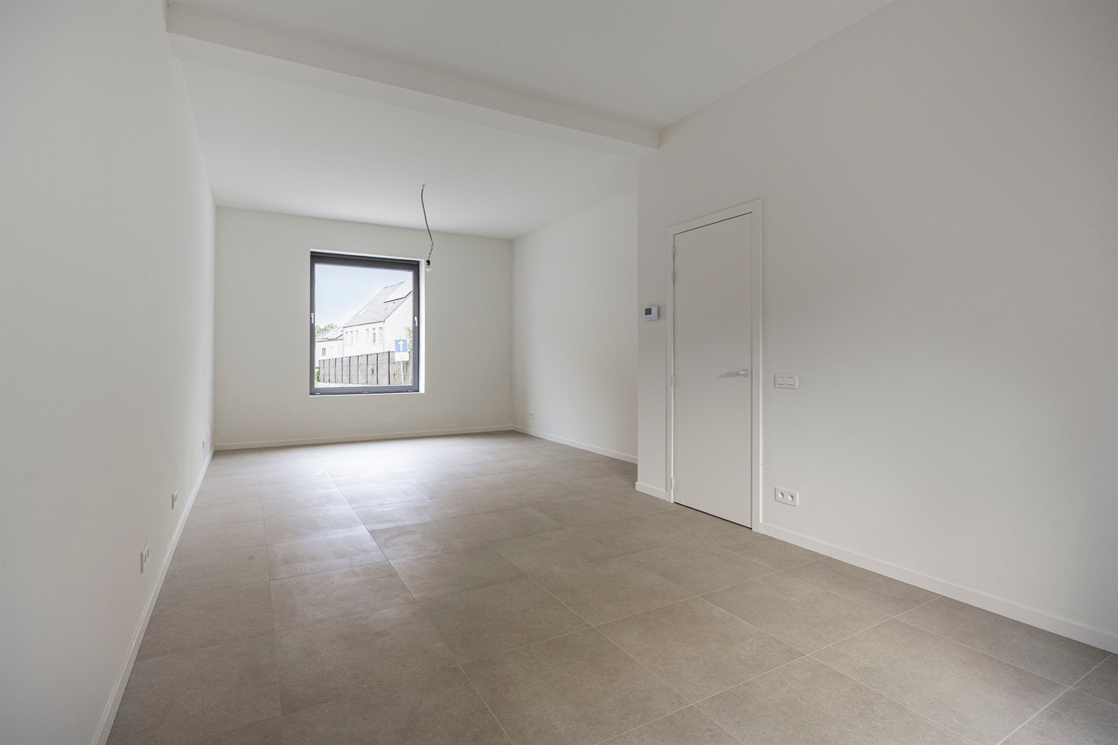 Gerenoveerde woning met 4 slpks en polyvalente ruimte. - foto 5