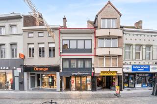 Te koop: appartement in het hart van Vilvoorde, op wandelafstand van het treinstation.Dit appartement, gelegen in de Leuvensestraat, combineert de...