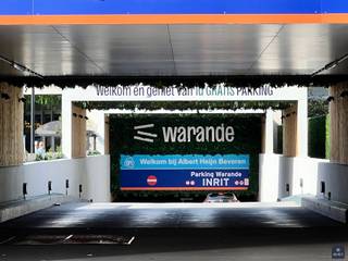 AUTOSTAANPLAATS TE HUUR WARANDE - centrum Beveren Op zoek naar een veilige en centraal gelegen parkeerplaats? Deze ruime autostaanplaats - P32- in de...