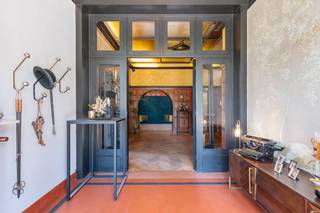 Op een strategisch gelegen domein van circa 80 are in Heusden-Zolder bevindt zich Villa Zwart Goud, een architecturaal icoon in Art Deco-stijl...