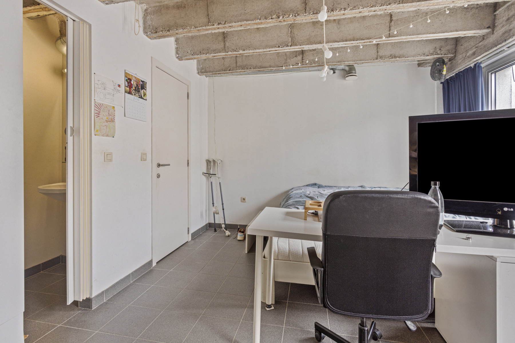 Trendy studentenkamer vlak aan het station van Mechelen! - foto 2