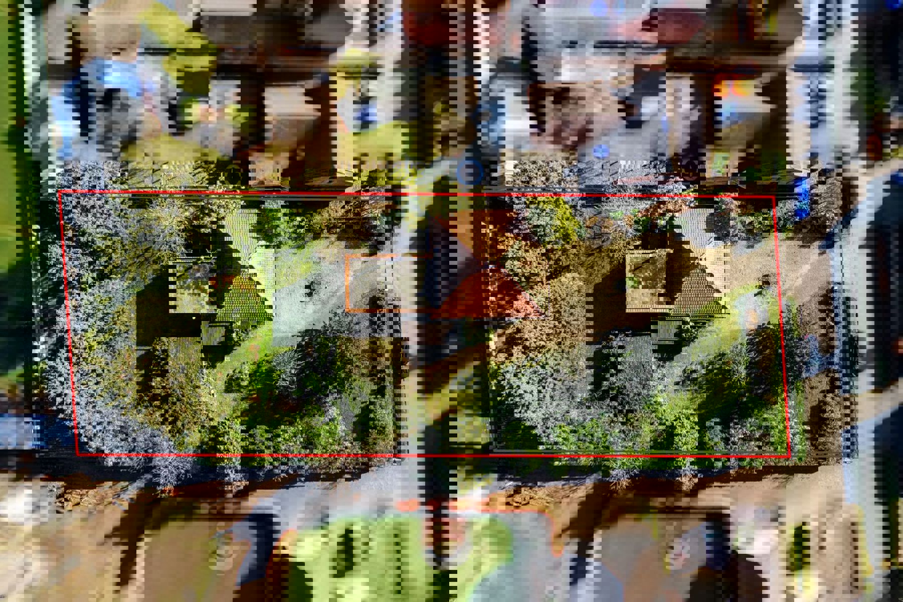 Renovatieproject op uitzonderlijk perceel van 1.577 m² - foto 2