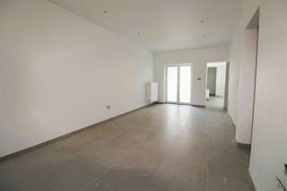 Welkom in deze moderne, instapklare woning in Menen. Met een bewoonbare oppervlakte van 127 m² biedt dit huis een ruim en licht geheel,...