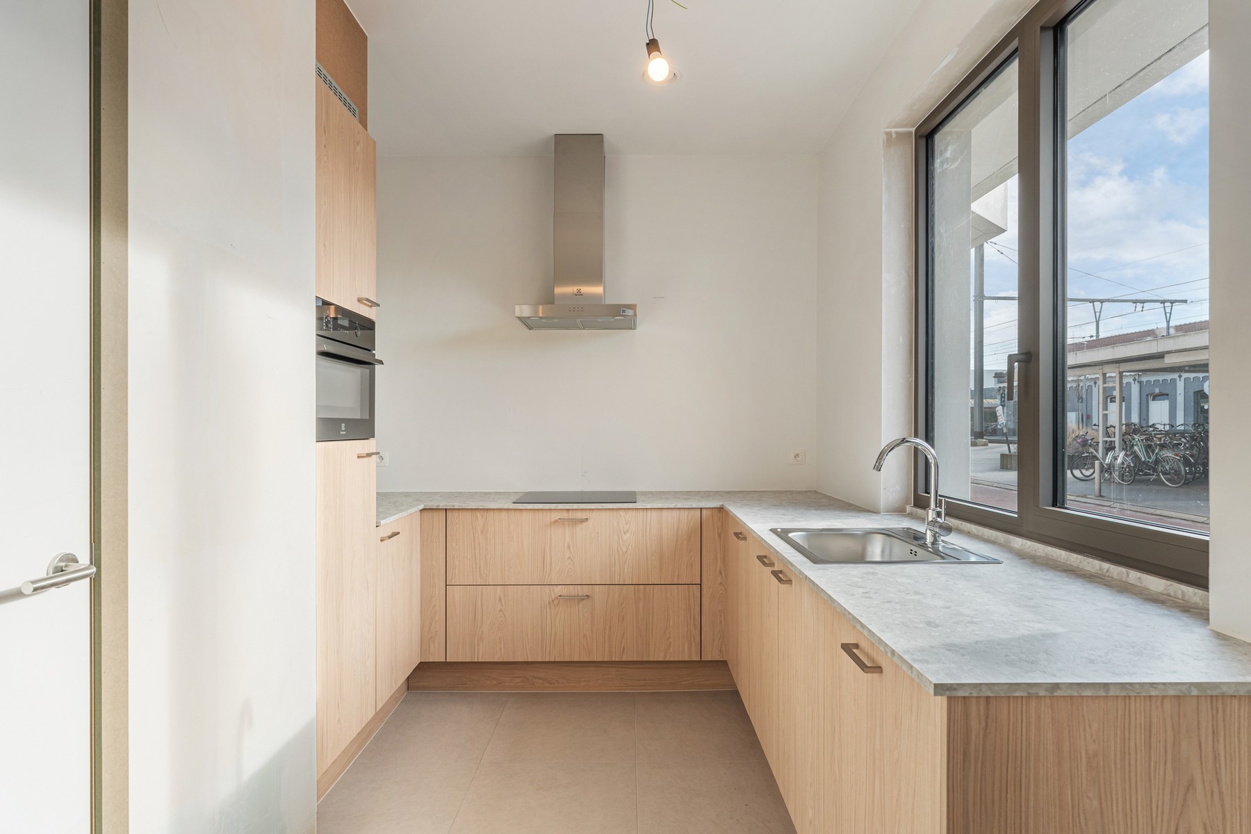 App 0.B1 + B 0B + P24 + FA01 + FA02 - photo 2