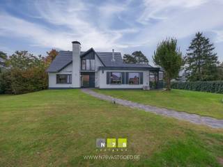 RUIME VRIJSTAANDE WONING MET 5 SLAAPKAMERS OP EEN PERCEEL VAN 16A36CA TE HAMONT-ACHELTROEVEN- Op 2 km van de Nederlandse grens.- Gelegen op...