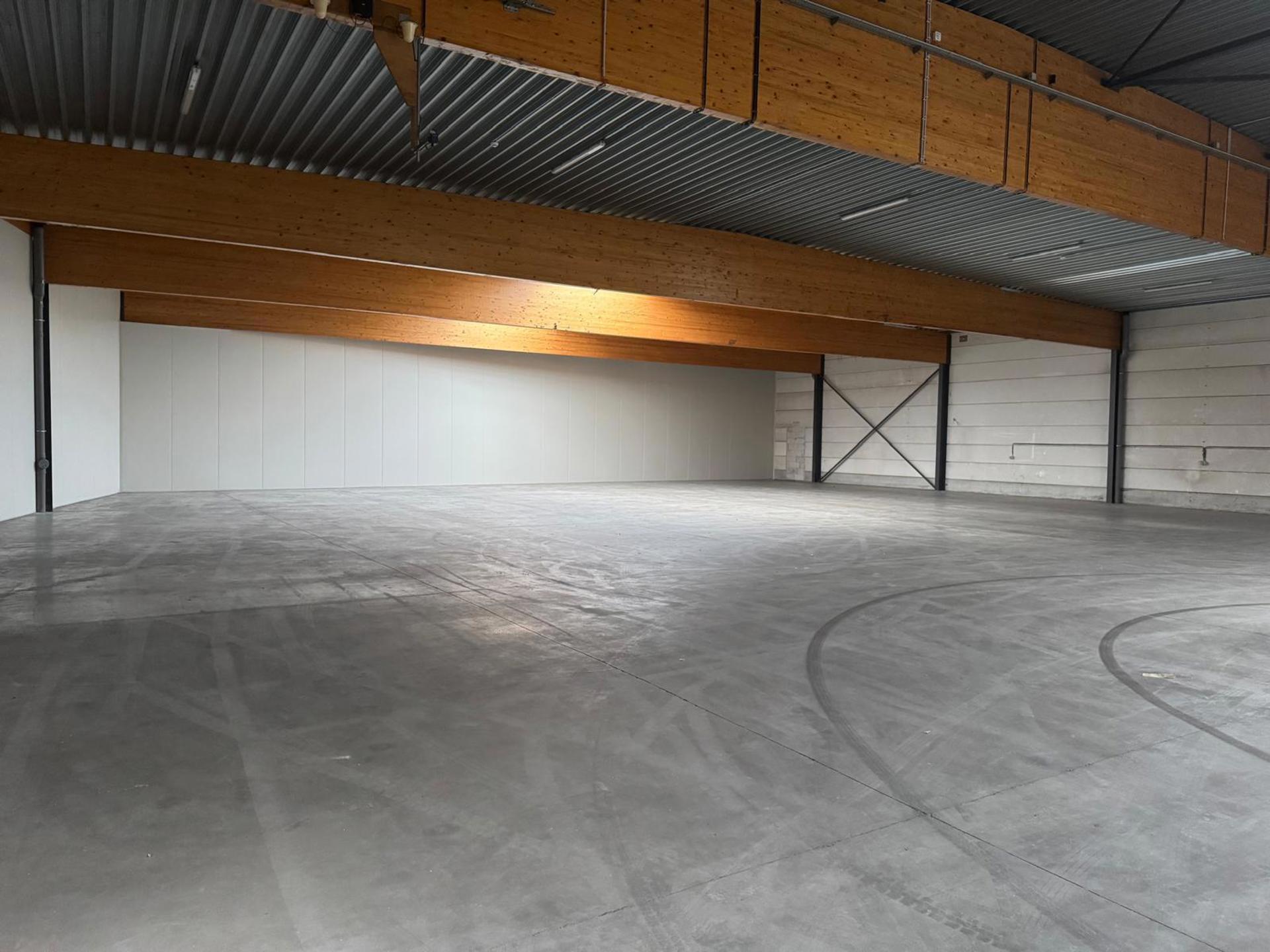 Wilrijk: magazijnruimte 1.211m² - foto 5