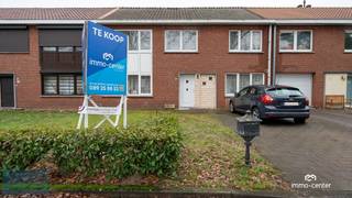 In de Miklaan 49, 3600 Genk vinden we deze goed onderhouden gesloten woning met maar liefst zes slaapkamers, ideaal voor grote gezinnen of wie...