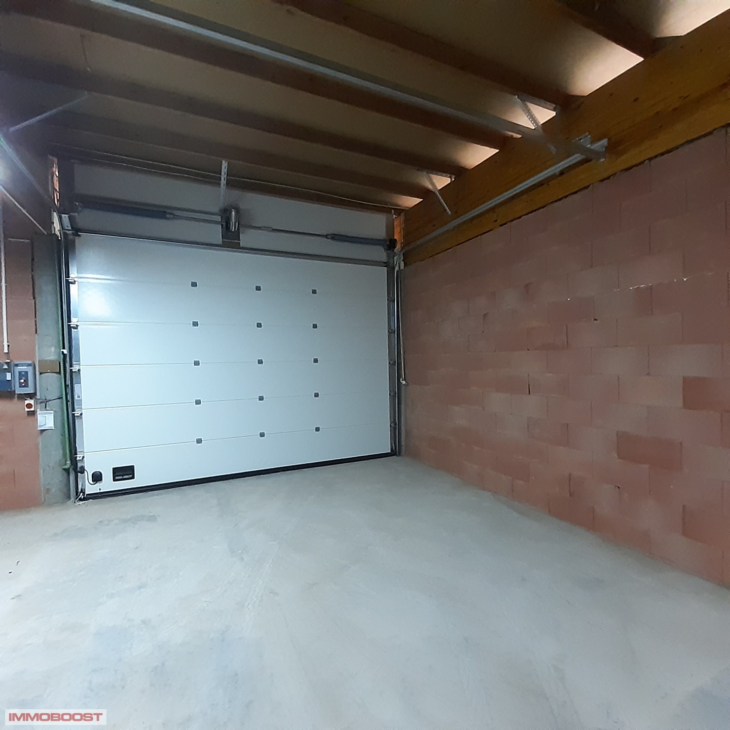 professionele MAGAZIJN - UNIT van 225m² - foto 2