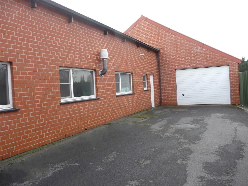 Commercial for rent in Torhout - photo 2