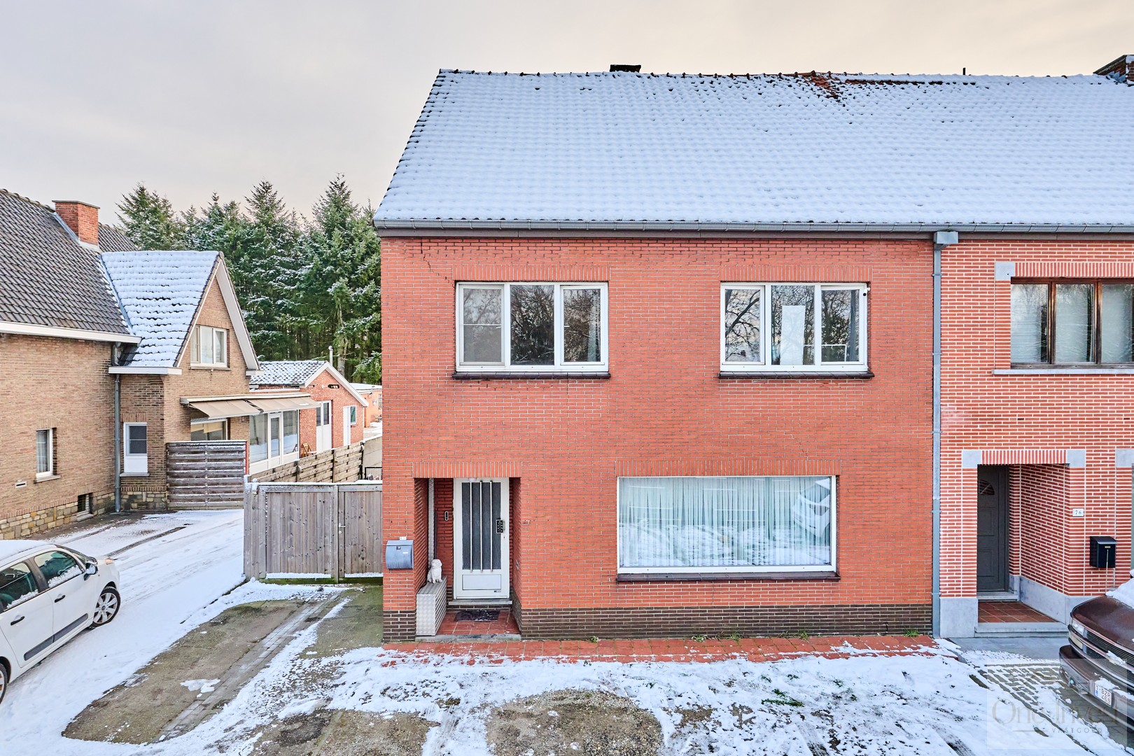 Halfopen bebouwing met 3 slaapkamers - foto 2