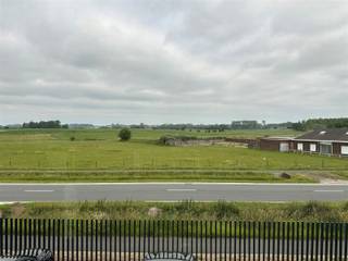 <p>Are you looking for a practical and easily accessible office space? This office or commercial space in Ninove is located just off the important N8 arterial road, which ensures a smooth connection and high visibility.</p><p>The building has its own separate entrance and is divided into five separate spaces, each equipped with air conditioning and network connections. Ideal for businesses looking for a functional, modern workspace.</p><p>Additional amenities:</p><p>Separate restrooms (ladies/gents)<br />Kitchenette for daily use<br />Terrace to enjoy a moment outside during breaks<br />Sufficient parking for staff and/or clientele</p><p>Area spaces:<br />Office 1: 155.25m²<br />Office 2: 38.16m²<br />Office 3: 37.65m²<br />Office 4: 76.34m²<br />Office 5: 14.35m²</p><p>This space is perfect for offices, liberal professions or other service activities.</p><p>Contact our office for more information or a viewing !</p>
