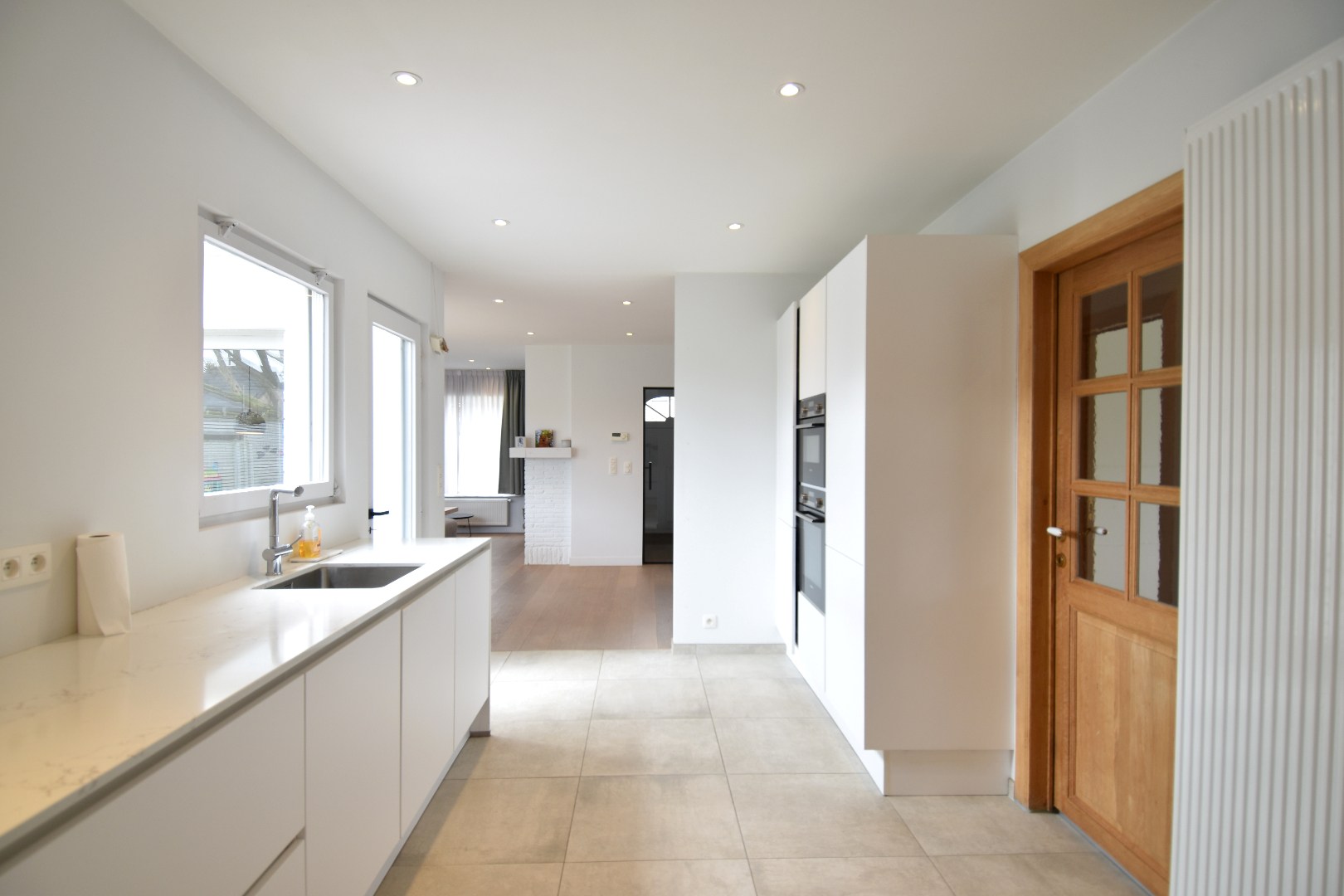 Instapklare woning met 3 slaapkamers, garage en een mooi stukje tuin te koop in residentiële wijk te Aalbeke - foto 5