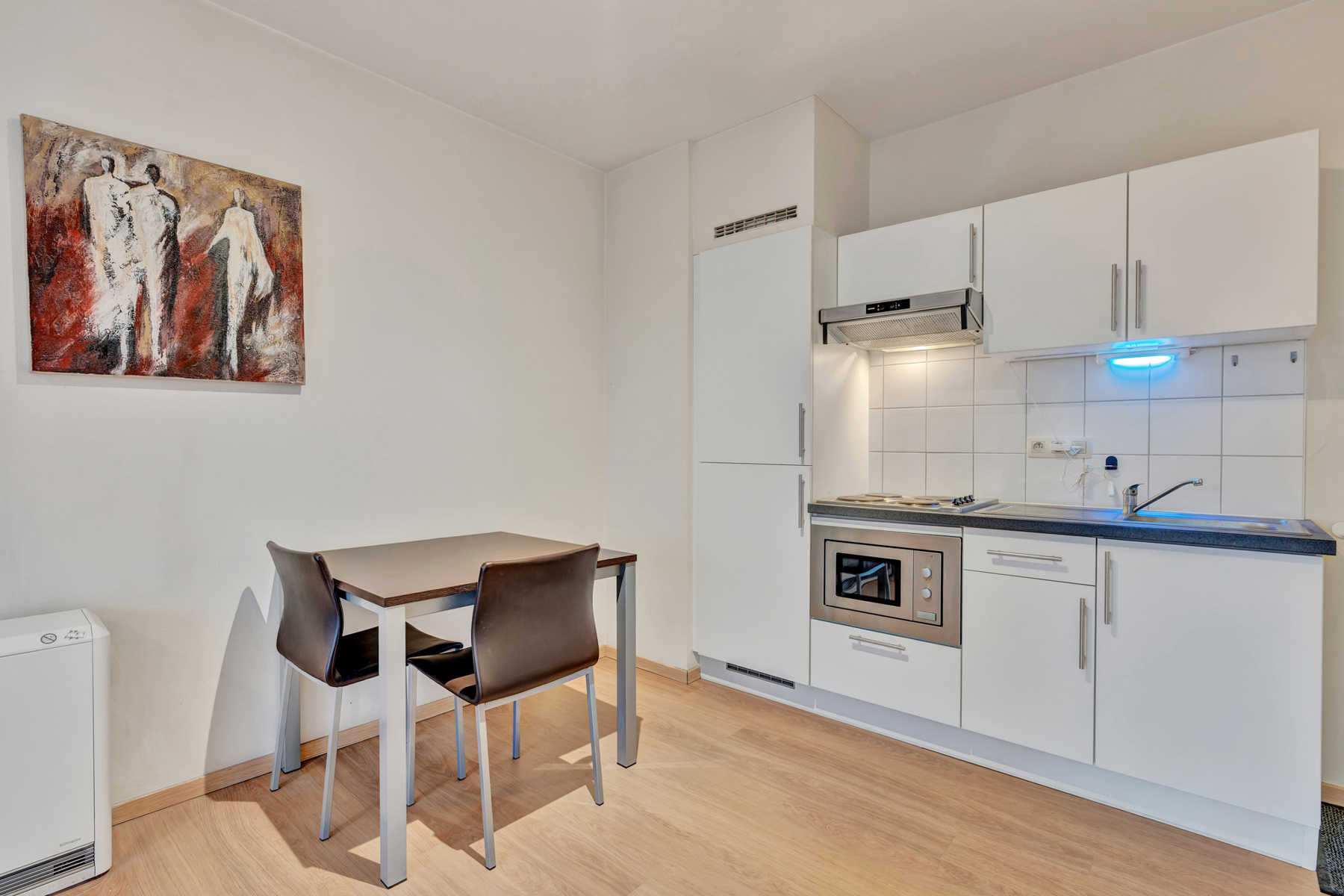 Gemeubelde studio bij Madou ! - foto 4
