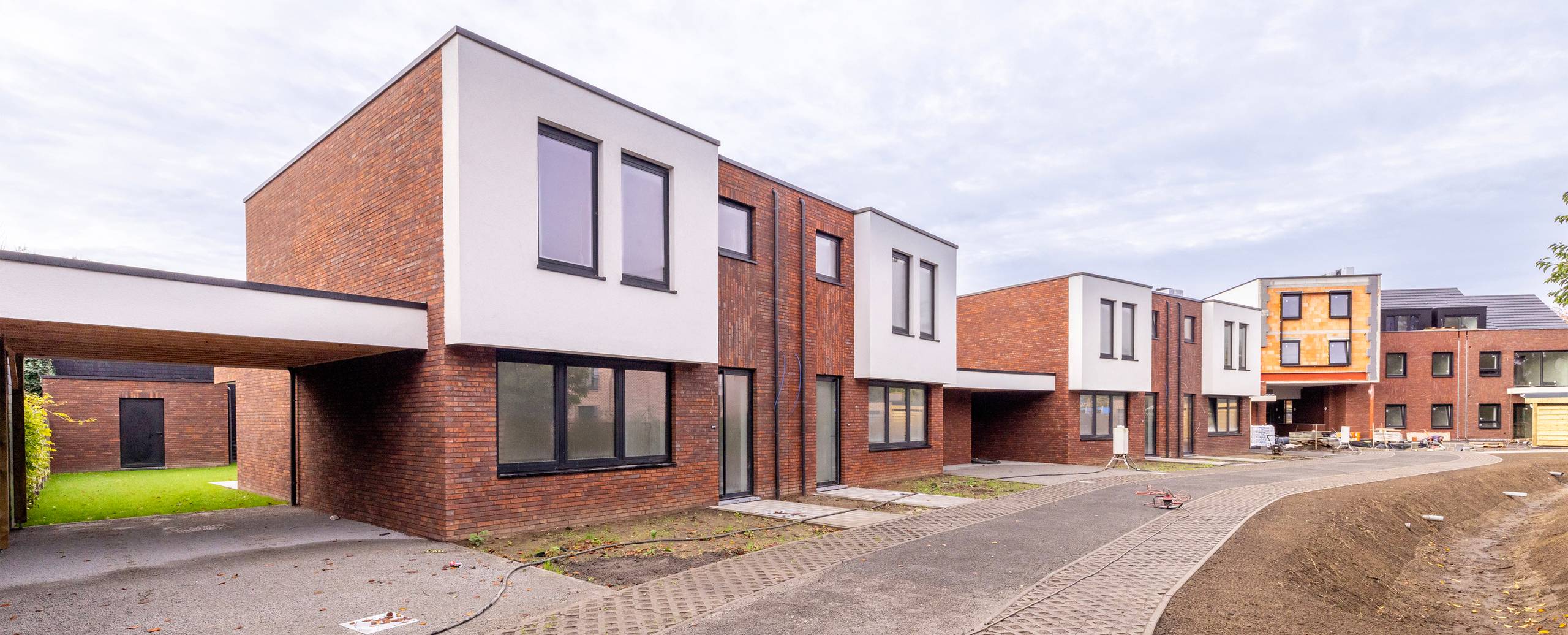 Semi-casco nieuwbouwwoning nabij centrum Nijlen met o.a. 3 slpks - foto 2