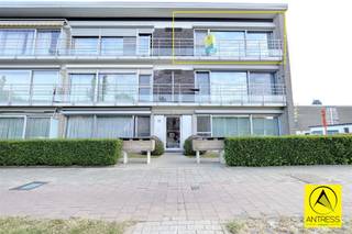 Opbrengsteigendom te koop met aantrekkelijk rendement van 3% – Lichtrijk appartement met 3 slaapkamers in Kontich-Kazerne Dit instapklare appartement...