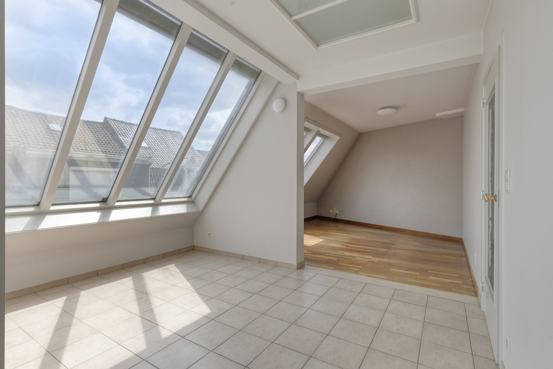 Apartment for sale in Kortrijk with 3 bedrooms - photo 4