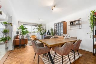 [[ DIT PAND NEEMT DEEL AAN DE ERA OPEN HUIZEN DAG OP 13/6 VAN 11:00 TOT 12:00 ]]Te koop: verzorgd gesloten appartement in het centrum van...