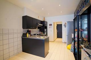 Dit 2 slaapkamer appartement is gelegen in het hartje van het gezellige Sint-Gillis-bij Dendermonde. Dit appartement is gelegen in een...