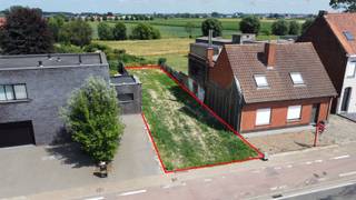 <strong>Stuk bouwgrond voor gesloten woning te koop in Sint-Baafs-Vijve.</strong><br /><br />Stuk bouwgrond van 254m² gelegen op de Wakkensteenweg in Sint-Baafs-Vijve.<br /><br />Neem vandaag nog contact op met je ERA-makelaar voor meer info.