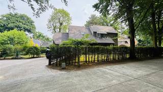 Rustig gelegen, instapklare villa in het residentiële Mouriaubos Een unieke combinatie van comfort, ruimte en topligging in DuffelWelkom in deze...