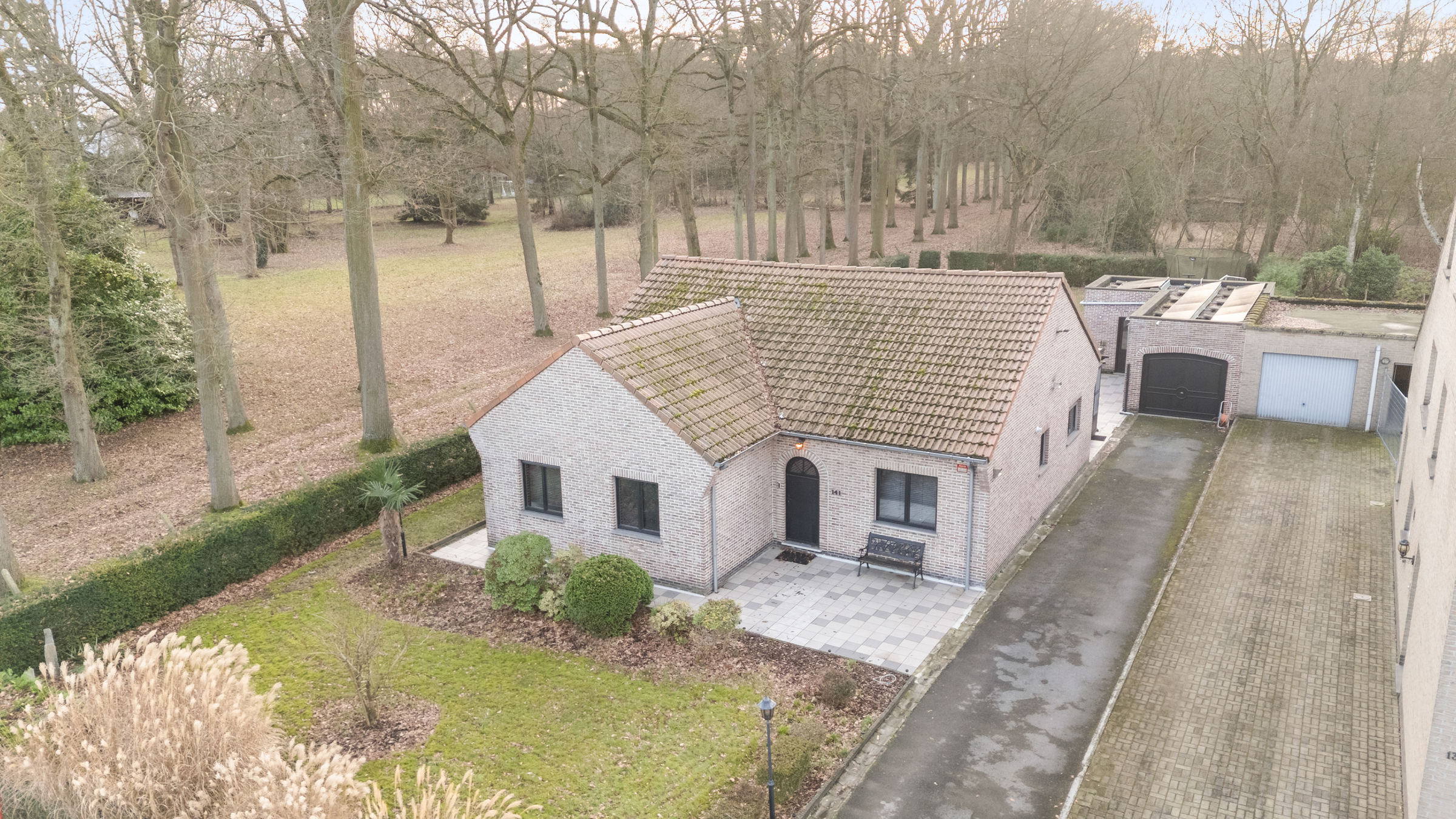 Ruime open bebouwing met 5 slaapkamers op toplocatie! - foto 1