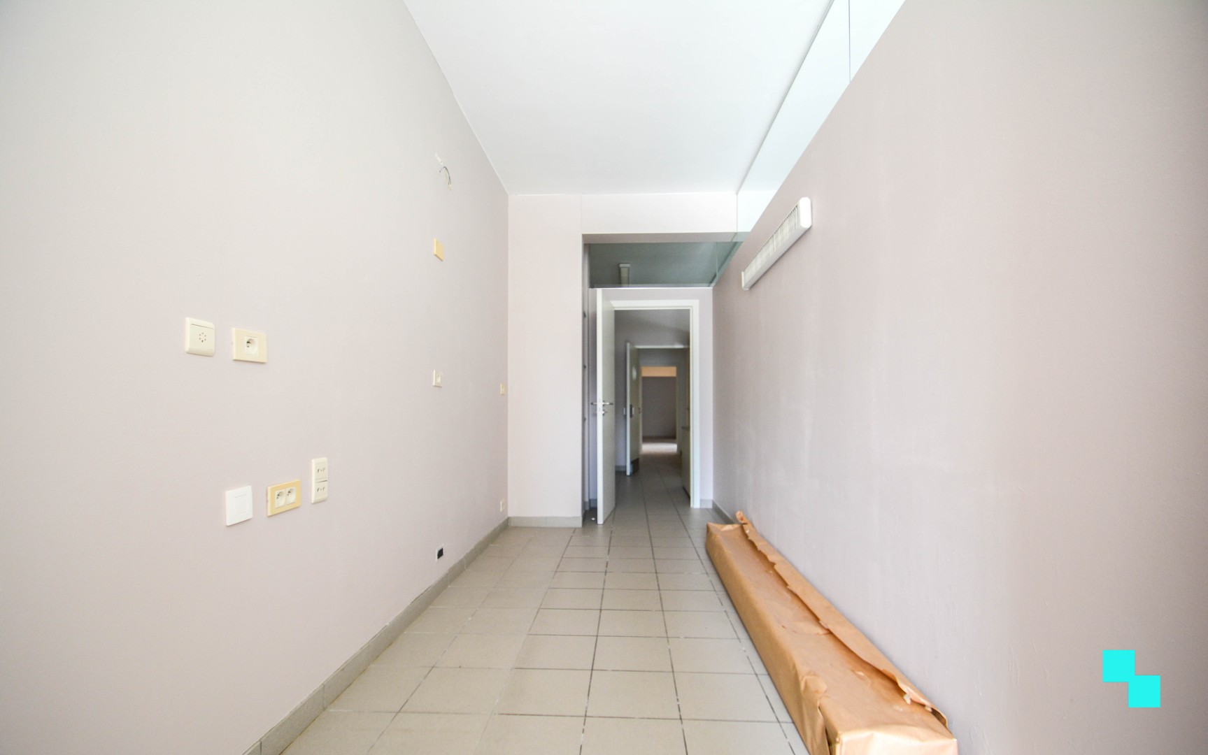 Commerciële ruimte op perfecte locatie - foto 4