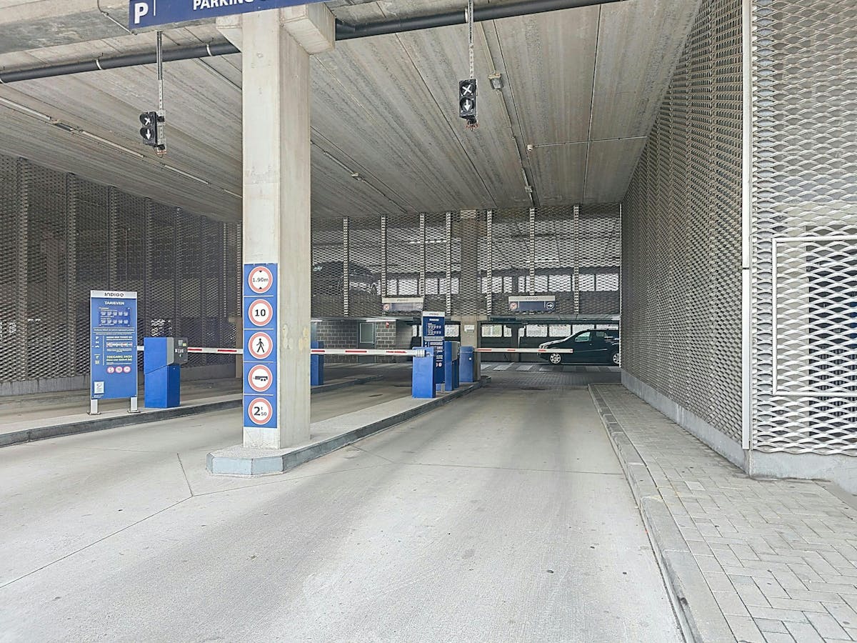 7 parking spaces for sale near Blankenberge station - photo 2
