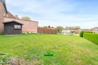 Ontdek dit charmante huis met enorm potentieel op een uiterst rustige locatie in het landelijke Lierde. Gelegen op een perceel van 767 m², biedt...