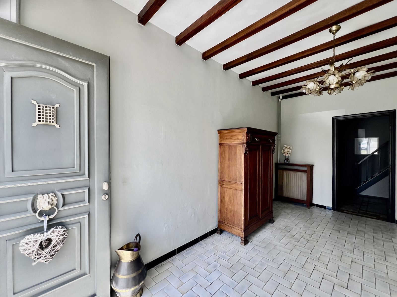 Zeer ruime woning met grote tuin en vrij zicht. - foto 4