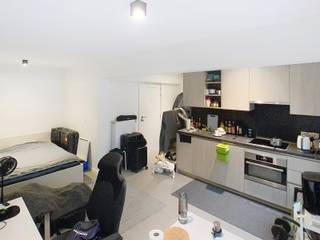 <p>This spacious new build studio for rent combines modern comfort with a highly convenient location. Situated on the ground floor, it offers an attractive living environment for those seeking comfort, practicality and easy access to everyday amenities.</p><p>Upon entering, you are welcomed by a bright and well-organised living space. The smart layout allows for a comfortable living and sleeping area while maintaining an open and airy atmosphere. Contemporary finishes and thoughtful design contribute to the studio's inviting character.</p><p>One of the property's standout features is the spacious terrace. Serving as a natural extension of the indoor living area, it provides an ideal setting for enjoying a morning coffee, relaxing after work or spending time outdoors in comfort.</p><p>The location is undoubtedly one of the major advantages of this new build studio. Shops, public transport, restaurants and various services are all within walking distance, allowing you to enjoy convenience and excellent connectivity every day.</p><p>If you are looking for a move-in-ready new build studio with a spacious terrace in a prime location, this property is well worth your consideration. Contact us today for more information or to arrange a viewing.</p>