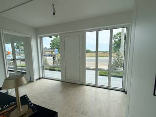 LUXE WONING TE HUUR IN MAASMECHELENBent u op zoek naar een stijlvolle woning met hoogwaardige afwerking en alle moderne comfort? Dan is deze...