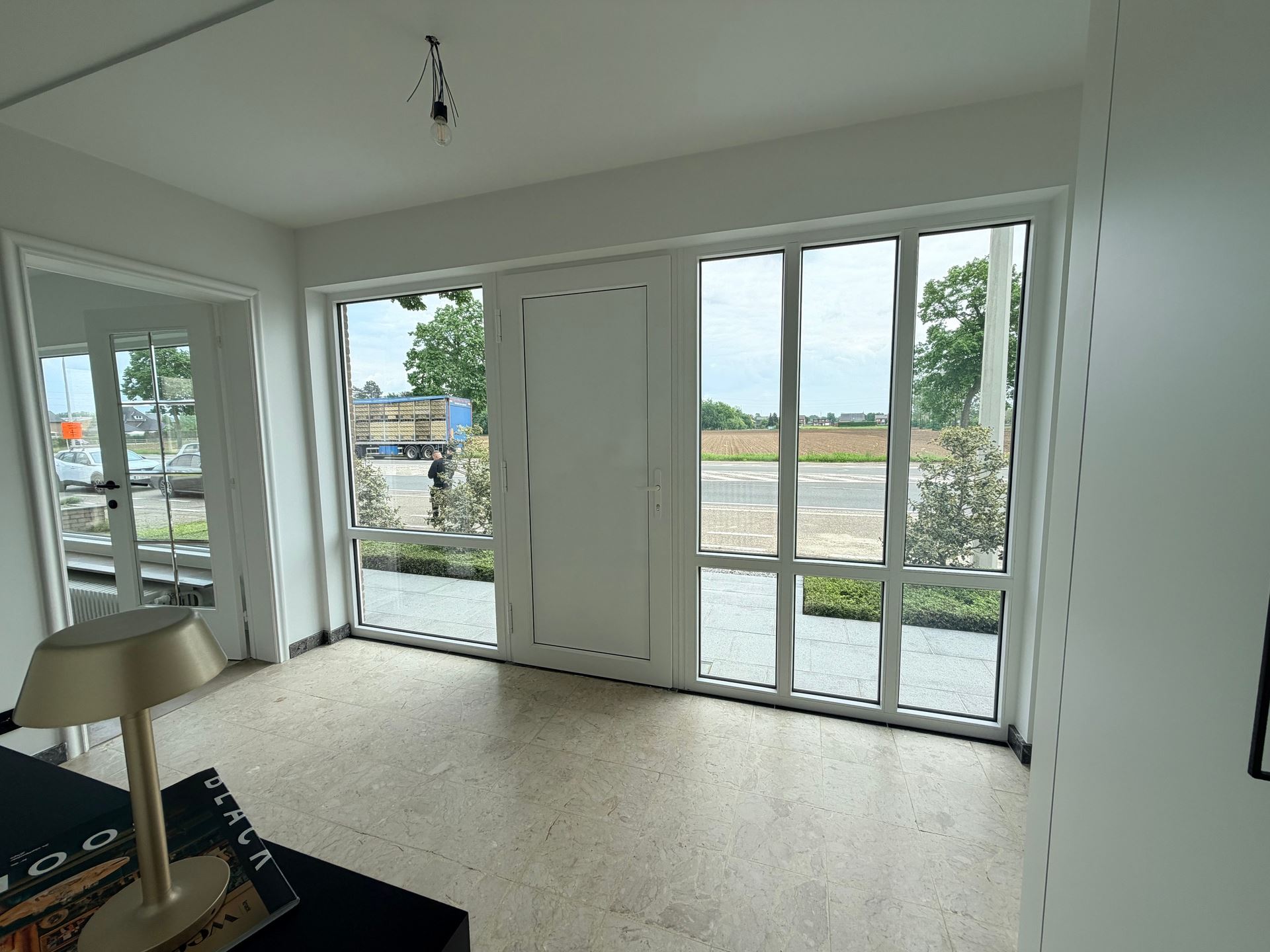 Woning met 3 slaapkamers en tuin - foto 2