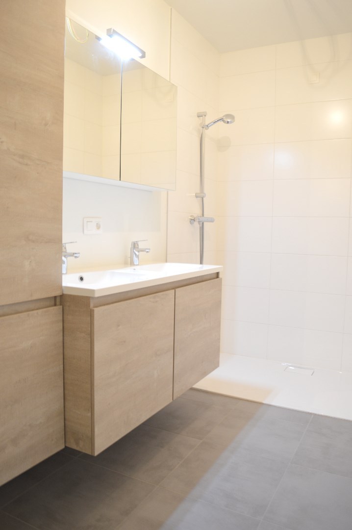 Apartment for rent in Vichte with 2 bedrooms - photo 4