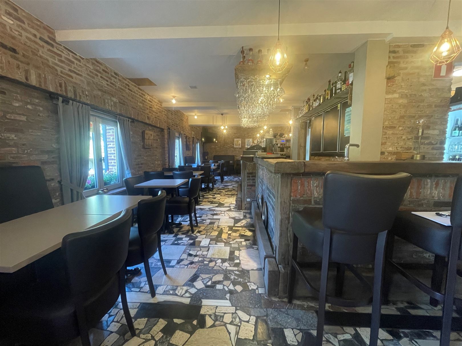 Commercial à louer à Baasrode avec 3 chambres - photo 2