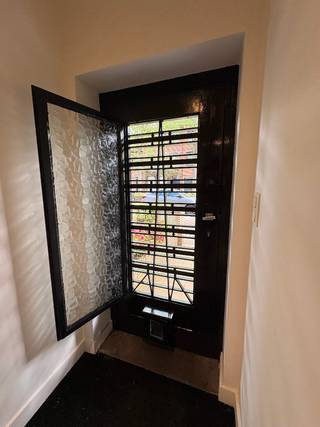 Ruime gezinswoning met 4 slaapkamers in BrasschaatMeer foto's, EPC, asbestattest via volgende link:...