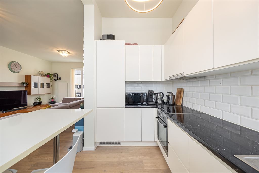 energiezuinig gerenoveerd appartement met ruim terras - foto 4