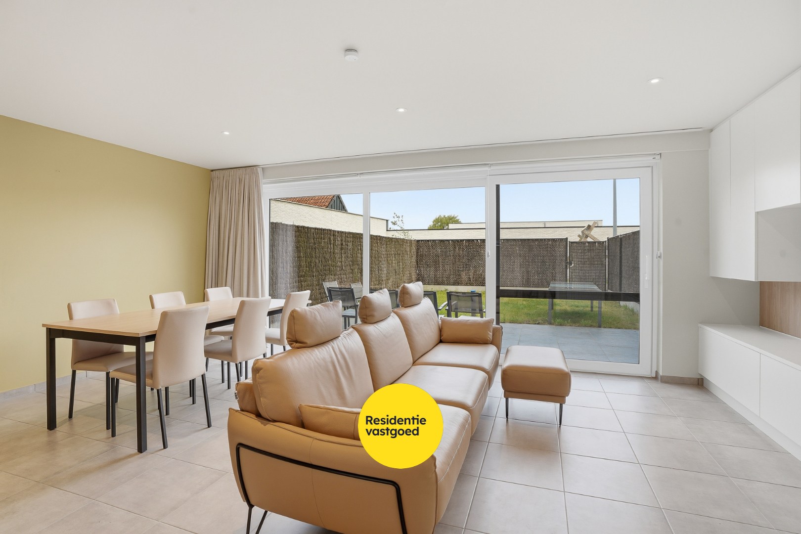 Instapklaar en energiezuinig gelijkvloers appartement met tuin - foto 2