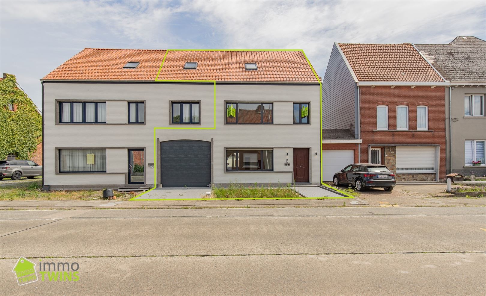 Te koop Instapklare ruime woning met achterliggende weide in Zele - foto 1