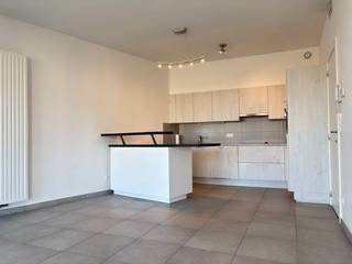 Op zoek naar een recent en modern appartement met 2 slaapkamers naast het station van Leuven, maar toch rustig gelegen? Dan is dit appartement...